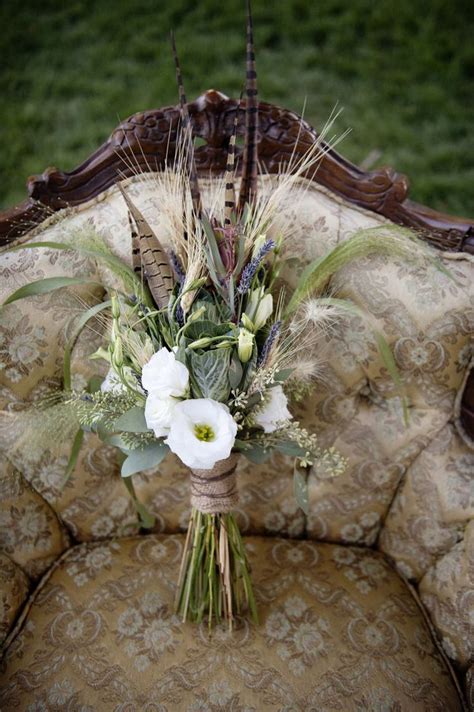 42 Fall Wedding Bouquets That Epitomize Autumn Style Fall Wedding