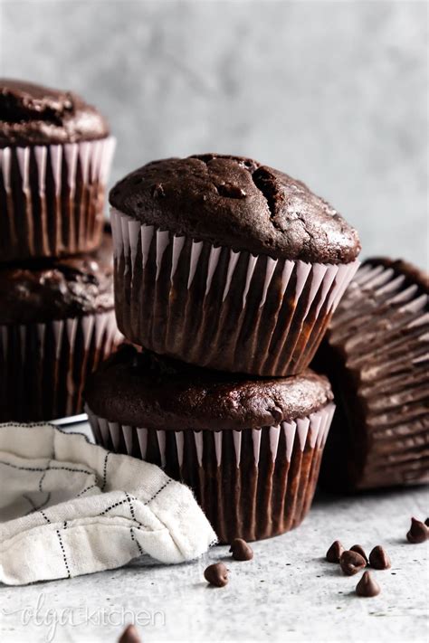 Moist Banana Chocolate Chip Muffins