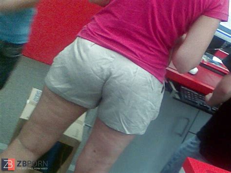 Phat BACKSIDE Dame ZB Porn