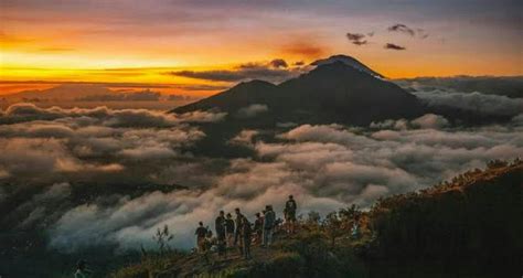 Mount Batur Sunrise Trekking Experience Without Accommodation By