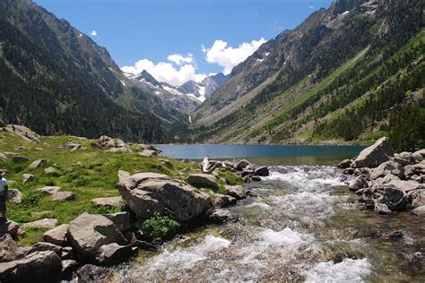 Qué hacer en Pirineos en verano y en invierno Guía 2020