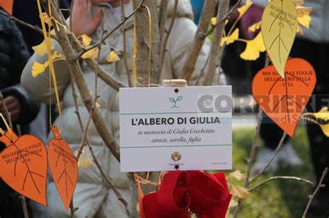 Saluzzo Una Targa Ricorder Giulia Sar Sistemata In Piazza Buttini