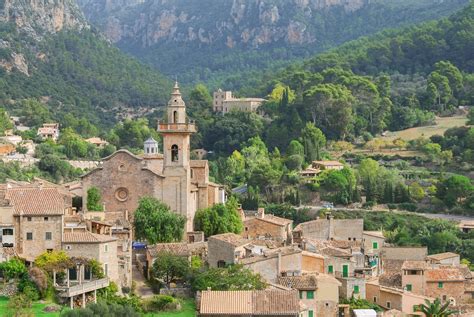 Valldemossa, Spain[3739 × 2503] : ImagesOfSpain