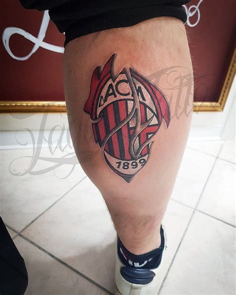 Milan Tattoo Idee Per Tatuaggi Tatuaggi Gambe Tatuaggi