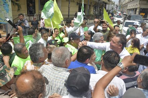 Gracias al cariño de la gente vamos al alza en lucha por el senado