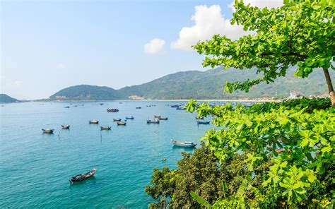 Vietnam Travel Guide Things To Do In Vietnam Jetstar