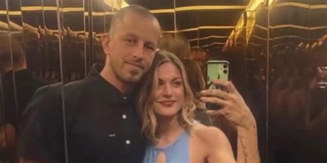 La Hija De Kurt Cobain Y El Hijo De Tony Hawk Se Casan En Una Boda