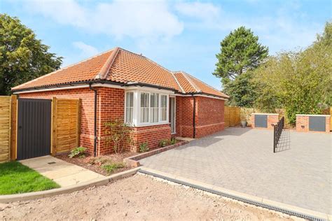 Heath Road East Bergholt 2 Bed Detached Bungalow For Sale £425 000