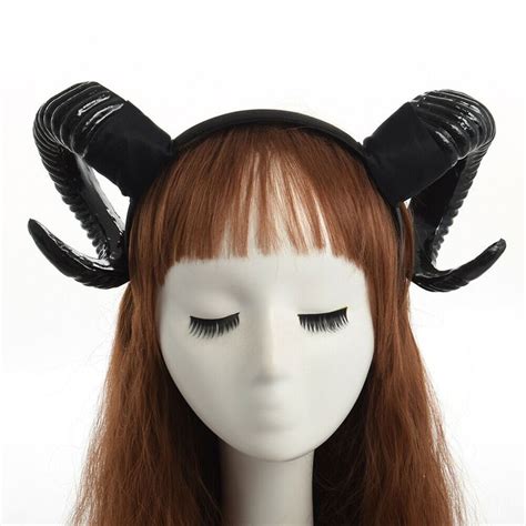 Gothic Girl Simulated Sheep Horn Performing Hairband Halloween Cosplay