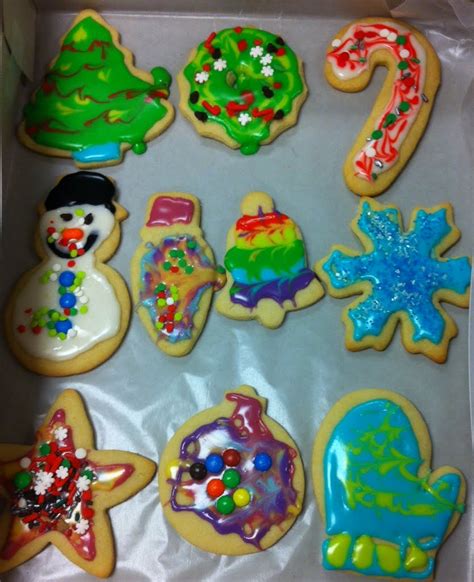 Angela Anderson Art Blog: Christmas Cookie Decorating - Kid's Art Class