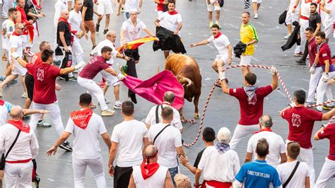 Fotos De La Vaquilla De Teruel Toros Ensogados Por El Centro De