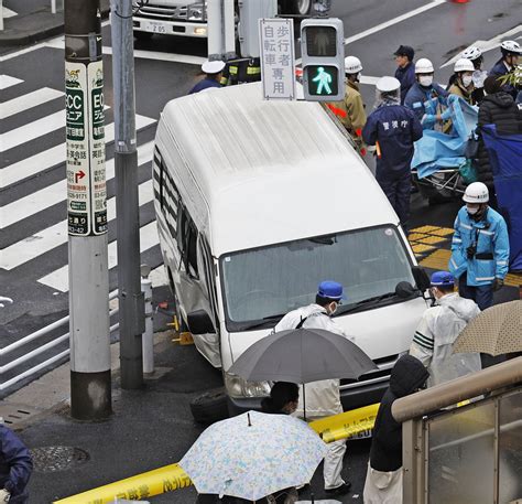 車2台の事故、9人軽傷か 歩行者も、東京・亀有47news（よんななニュース）