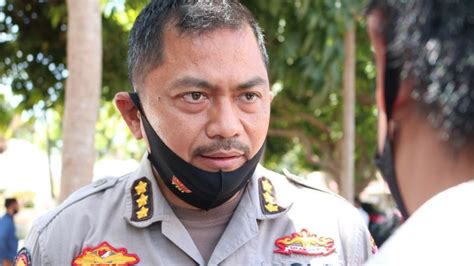 Polisi Periksa Orang Dalam Kasus Pembakaran Pesantren Di Lombok Era Id