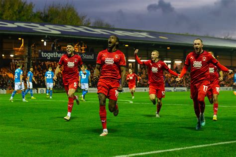 Leyton Orient On Twitter Becks Just Under To Go Here At Edgeley