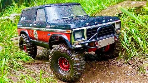 RC Ford Bronco RC Off Road CRAWLER TRUCK STUCK In THICK MUD RC