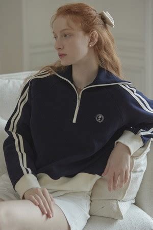 Rose Wappen Crop Half Zip Up Navy NONLOCAL