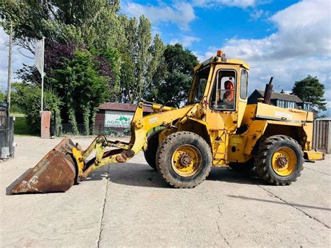 HANOMAG 22C 33C 4WD LOADING SHOVEL C W BUCKET VIDEO