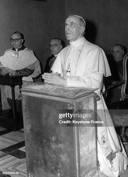 Pope Pious Xii Photos And Premium High Res Pictures Getty Images