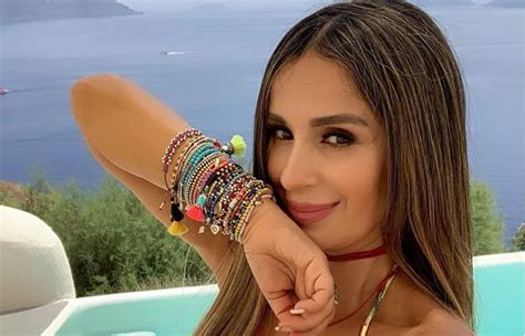 Catherine Siachoque Causa Furor En Redes Con Provocadoras Fotos