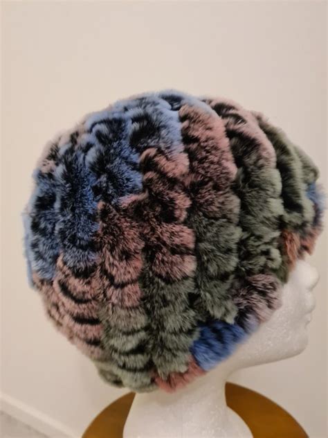 Artisan Furrier - Chinchilla Rex, Fur Hat - Catawiki