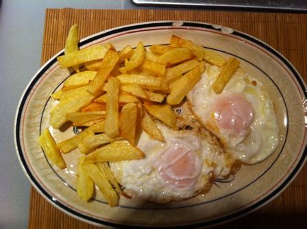 Huevos Fritos Con Patatas