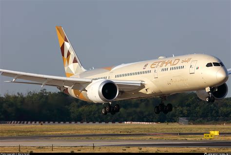 A Bly Etihad Airways Boeing Dreamliner Photo By Mario Ferioli