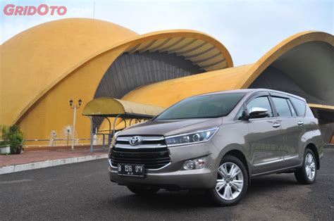 Innova Baru Sebentar Lagi Meluncur Intip Yuk Perjalanan Panjang Toyota