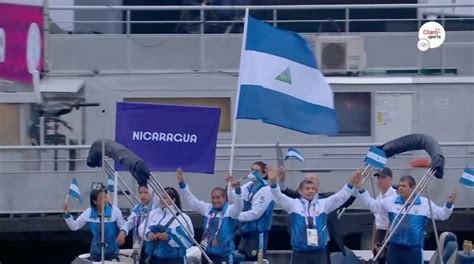 Nicaragua participa en espectacular desfile en el Río Sena en