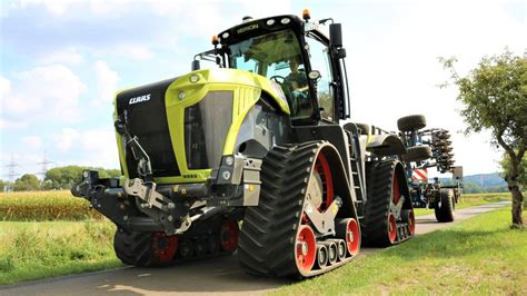 Un Xerion à chenilles à Agritechnica le Claas Xerion Trac TS