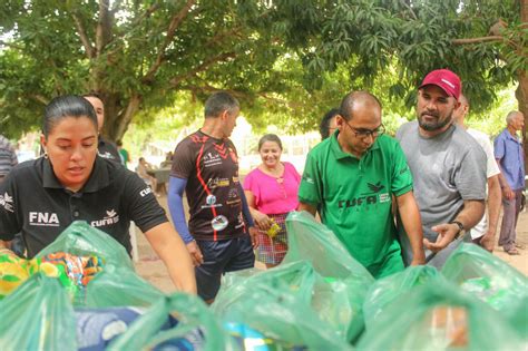 Natal Potente da CUFA Piauí tem entrega de kit alimentos brindes e