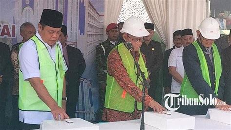 Bupati Karanganyar Letakkan Batu Pertama Pembangunan Gedung 7 Lantai