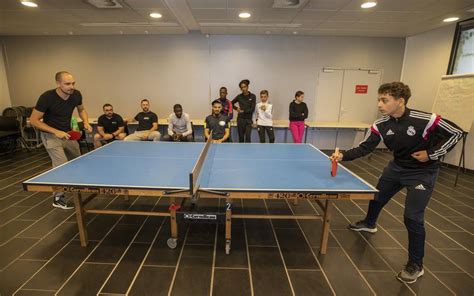 Les Jeunes Plus Forts Que La Police Au Ping Pong Charente Librefr