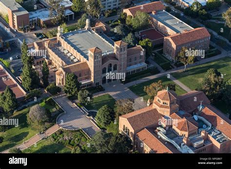 Los Angeles California Usa April 18 2018 Afternoon Aerial View Of