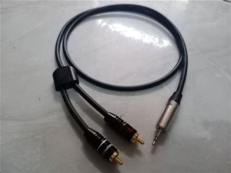 Kabel Audio Aux Mini Stereo Mm Ke Rca Nakamichi Male Cabang Mtr