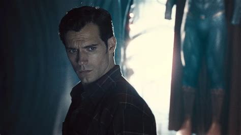 ¿cambió De Bando ¿henry Cavill Se Une Al Ucm