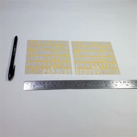 Sticker Cutting Alphabet Abjad Huruf Font ARIAL Putih Font 1cm X 1 6cm