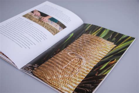 Māori Weaving: The Art of Creating Māori Textiles by Huia Publishers