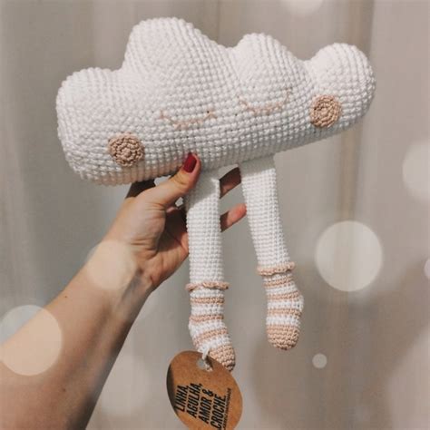 Almofada Nuvem Perninhas em Crochê Amigurumi Elo7