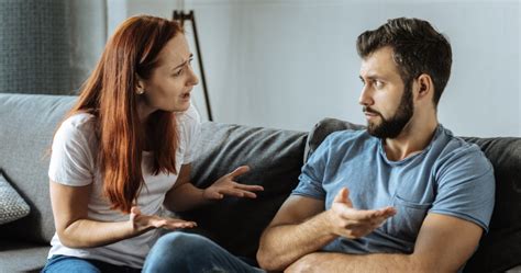 10 Subtle Signs Of Disrespect In A Relationship According To Psychology