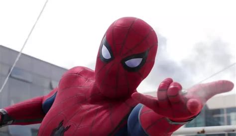 Tom Holland Confirms Spider Man Future Kevin Feige Reacts Cosmic