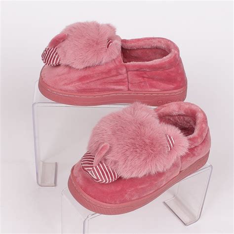 Пухкави детски пантофи в цвят пепел от рози с коте | Slide slipper ...