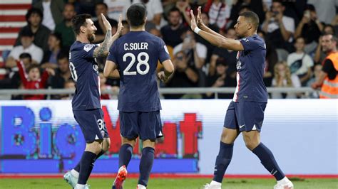 Ac Ajaccio Psg Paris Saint Germain Win Thanks To Goals From Kylian