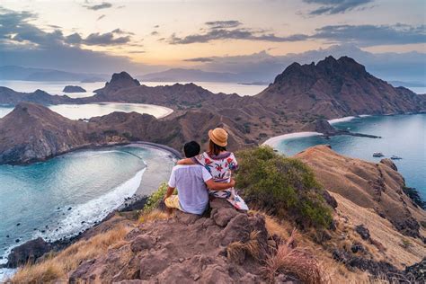 Tempat Honeymoon Paling Romantis Di Indonesia Berkeluarga