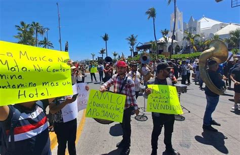 Marcha En Favor De La M Sica De Banda En Mazatl N