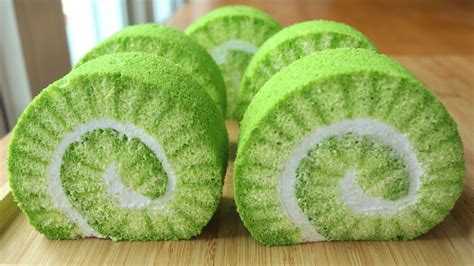 เคกโรลใบเตย Pandan Hurricane Swiss Roll Cake l ครวปามารายห YouTube