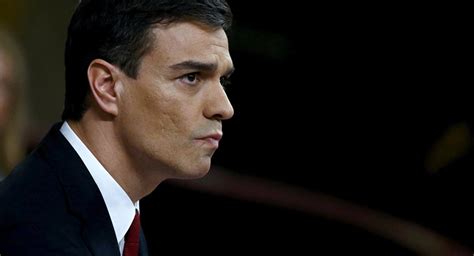 Sánchez Asegura Que En Cataluña Está En Juego La Convivencia