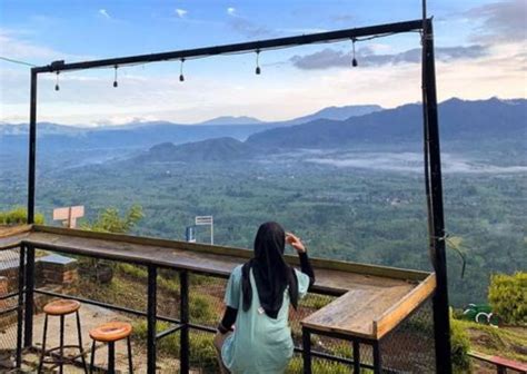 Keren Lampung Barat Punya 76 Destinasi Wisata Potensial Datangkan