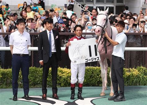 【中京5r新馬戦】白毛馬ゴージャス3番人気v、浜中「前向きで前進気勢があって一生懸命」 スポニチ競馬web