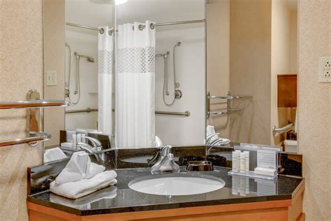 Park Sleep Fly Packages At Hampton Inn Pittsburgh Airport From 129