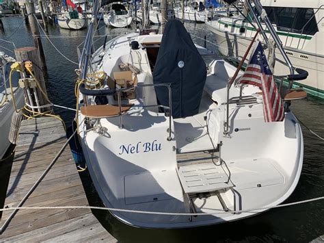 2005 Hunter 36 Sailboat For Sale In Maryland